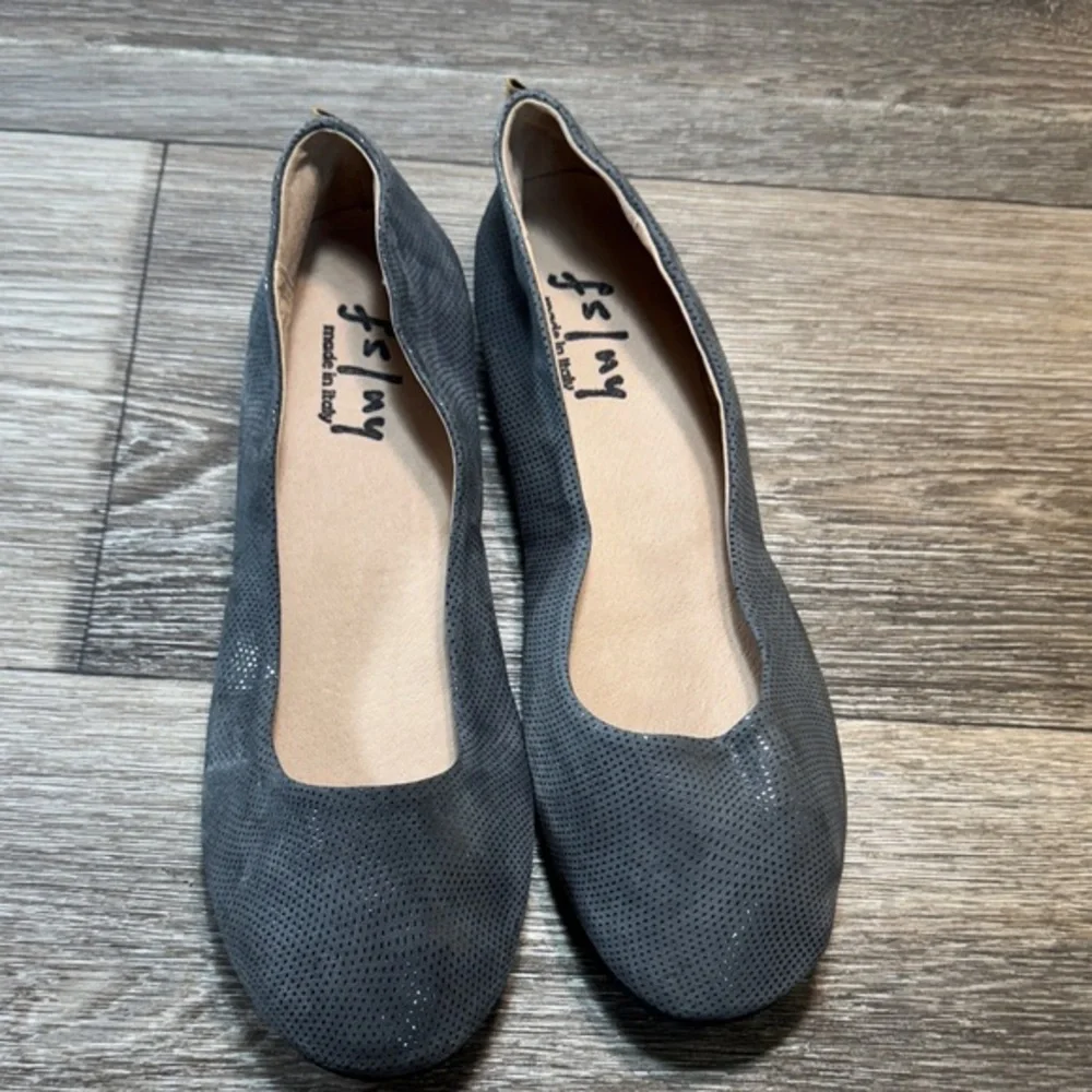 FS NY  Women's Gray Ballet made in Italy 🇮🇹 Flats size 11 (s95)